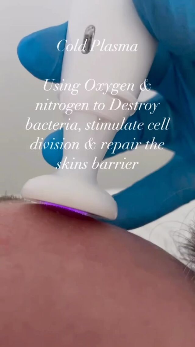 ⚡️ Cold Plasma ⚡️ 

🦠 Destroys bacteria & damaged cells - perfect for reducing acne, eczema, psoriasis, rosacea & skin inflammation 

💡 Oxygenates melanin to lighten pigmentation spots 
〰️ Stimulates cell division & collagen production for an anti-ageing effect 

💧 Increases absorption of active ingredients by up to 24% to increase the results from your facials 

Pain free, no down time and can be used from the ages of 12+ 👏 

#drplaton #coldplasma #antiageing #skincare #4tmedical #healingtheskin #skinhealing #acnetreatment #eczemarelief #eczemahealing #reduceredness #reduceinflammation #facialtreatment
